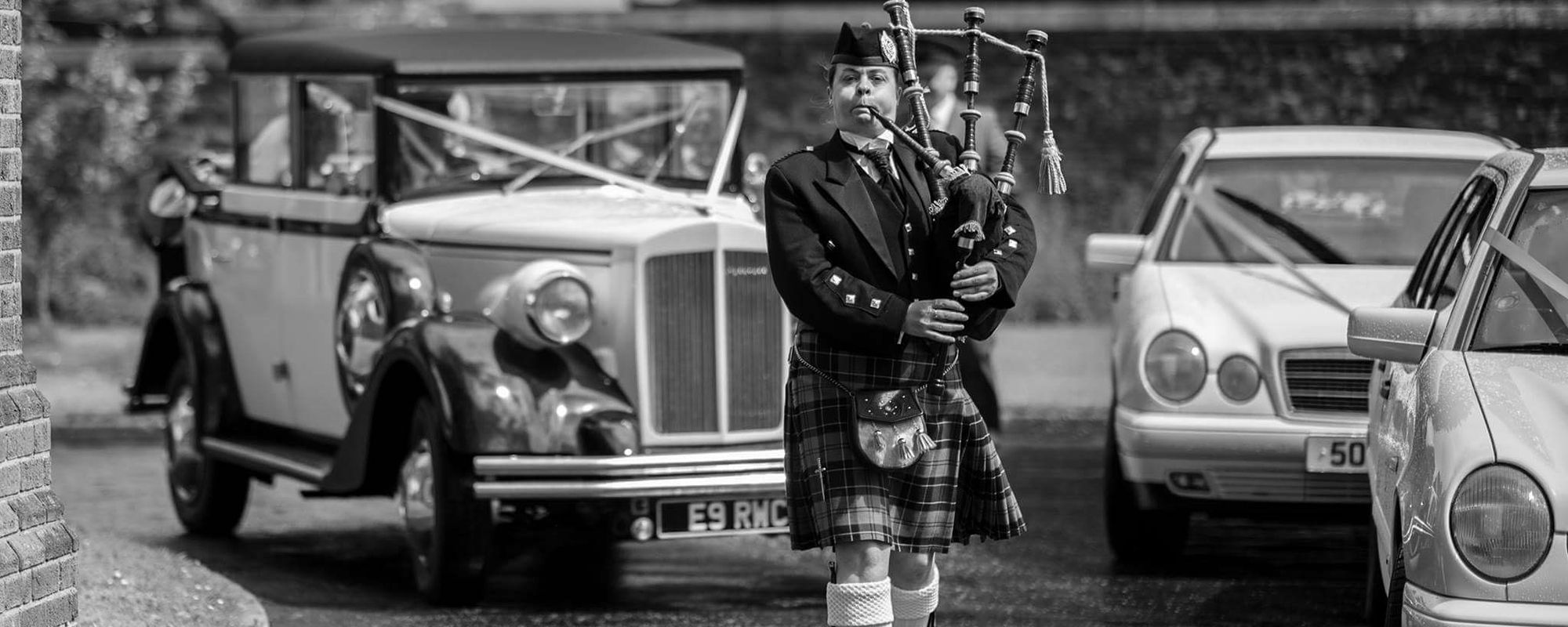 Wedding Cars Glasgow Rennick's Wedding Cars Tel 0141 6385053